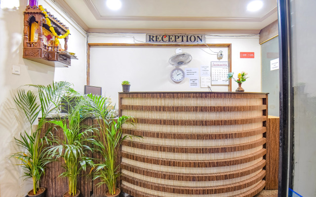 Fabhotel Shreeyash Residency