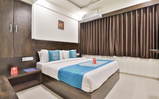 OYO 11072 Hotel Kajri Residency