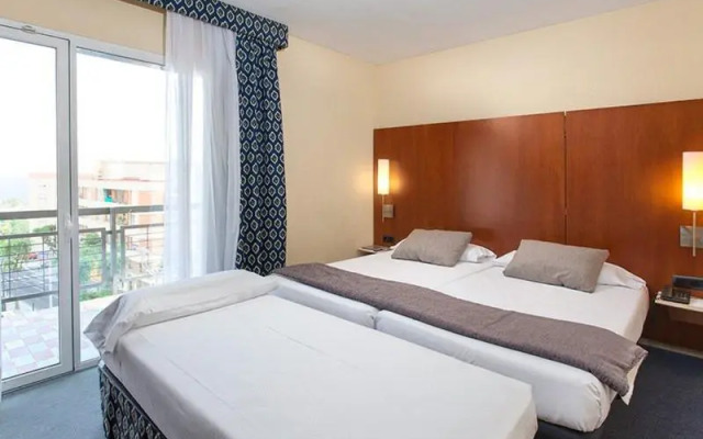 Perla Marina Hotel & Apartamentos