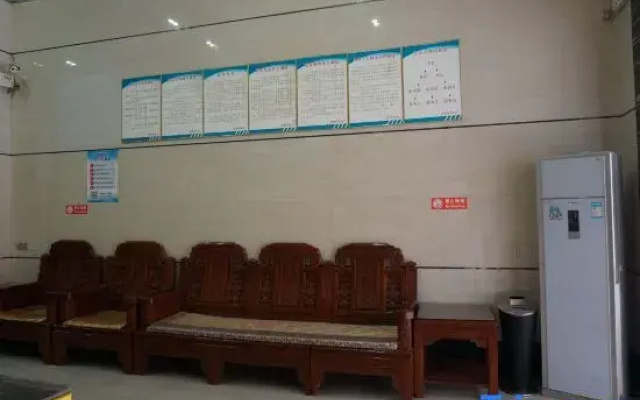 Sihui Warm Business Hotel (Dawang Plaza)