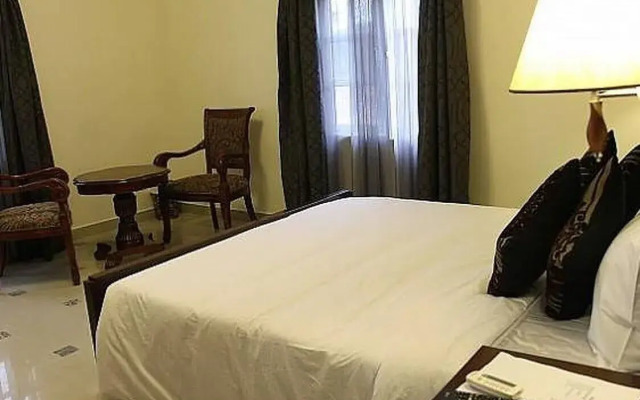 Adsuit Hotel Calabar