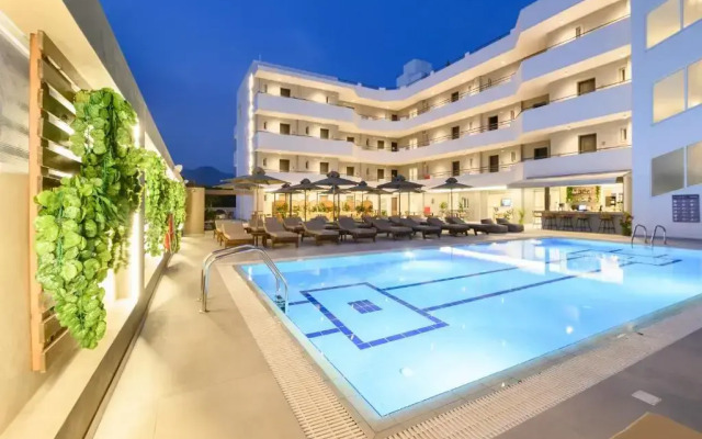 Nicolas Grand Suites - Adults Only