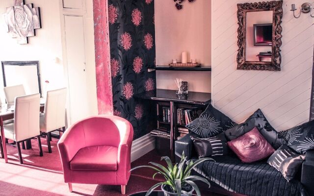 Tennyson House Hotel