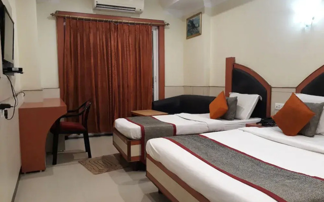Hotel Vishal Plaza