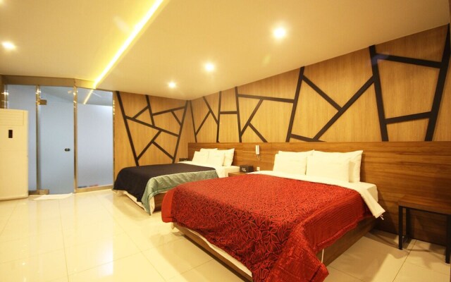 Iksan Feel Self Check-in Motel