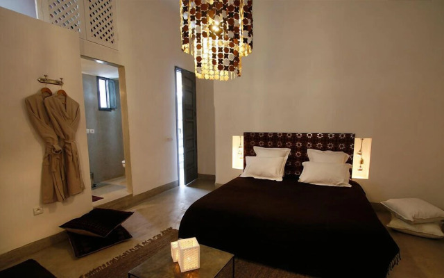 Riad Awa