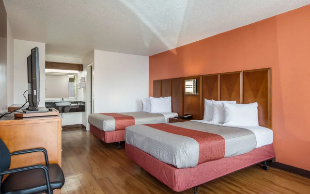 Motel 6 Van Buren, AR