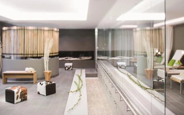 Mövenpick Hotel Stuttgart Airport