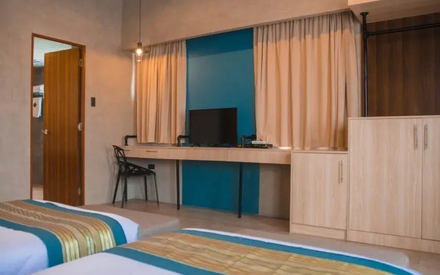 Huge 2Bedroom Staycation 4pax allowable 8pax Suite