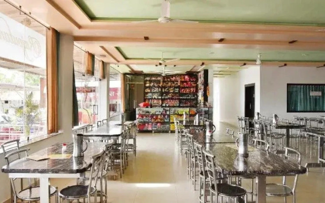 Hotel Rajputana Heights
