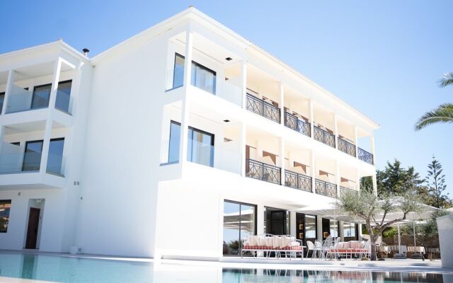 PHEIA, Vriniotis Resorts