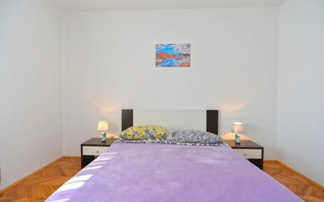 Spacious Flat With Pool Just 300m From the Beach