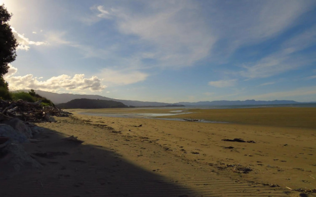 Omarama Oasis - Permaculture Glamping