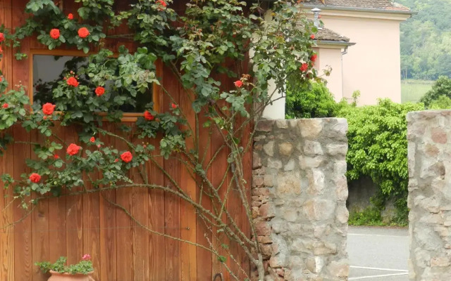 Gîte autonome, La grange a foin, piscine !