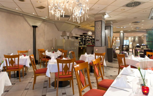 Leonardo Hotel Koeln