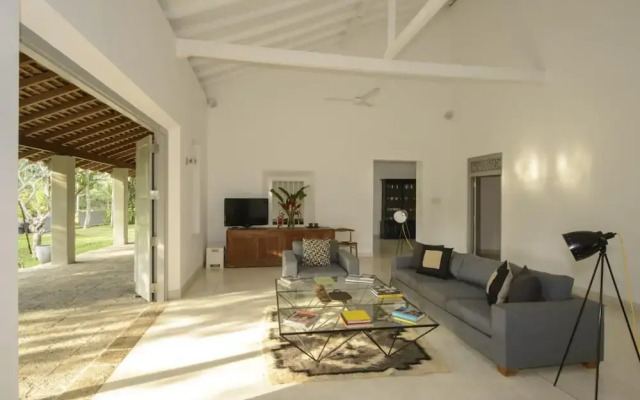 Dutch Colonial Period Villa In Contemporary Style