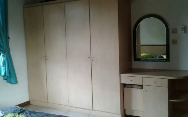 Villa Kota Bunga Anyelir