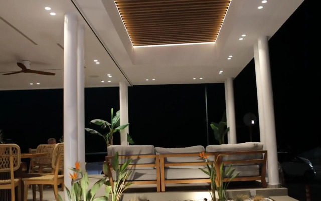 Ammos Suites