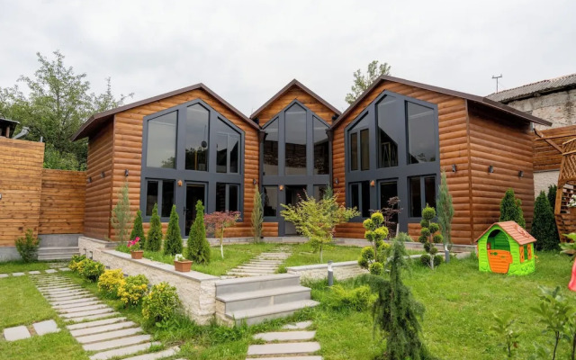 Taniqinn Dilijan Cottages