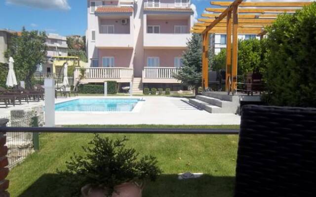 Beach Hotel Bozikovina