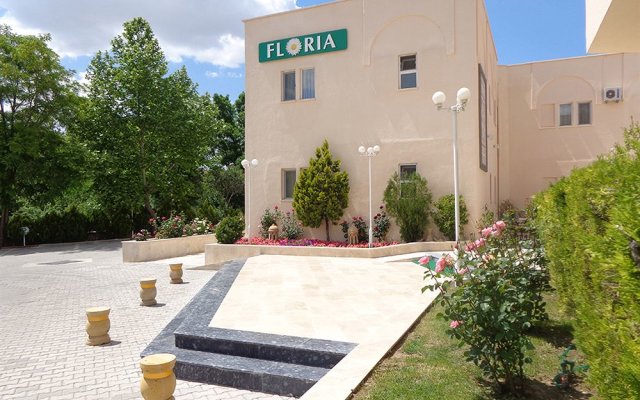 Floria Hotel