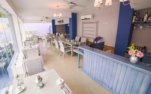 Отель Green Coast Beach