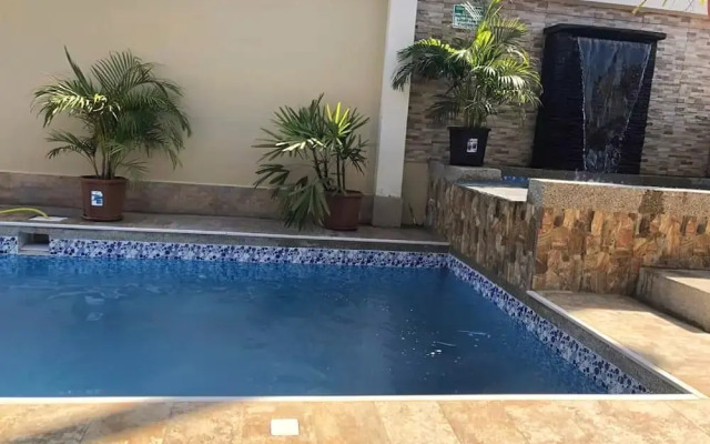 San Roque Hostal