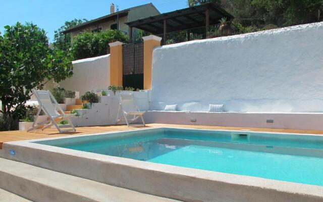 Theano Cottage