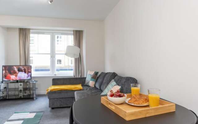 Polwarth Gardens Edinburgh Apartment