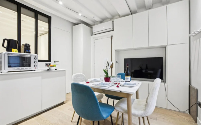 Lavie Maison AC Center of Paris