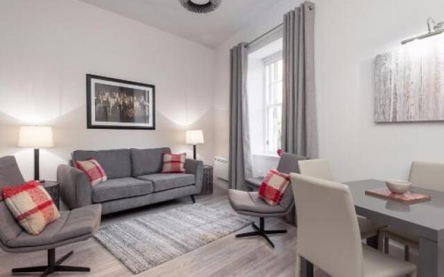 Castle Suite 2 Old Town