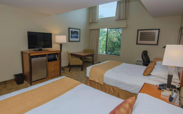 Best Western Plus Hood River Inn