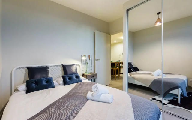 YASHITA, 2BDR Melbourne Apartment