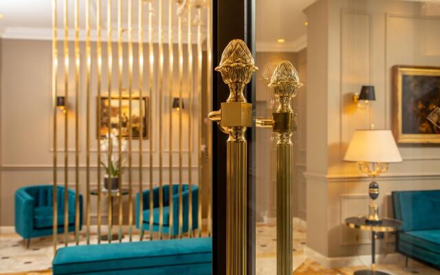 Condotti Boutique Hotel