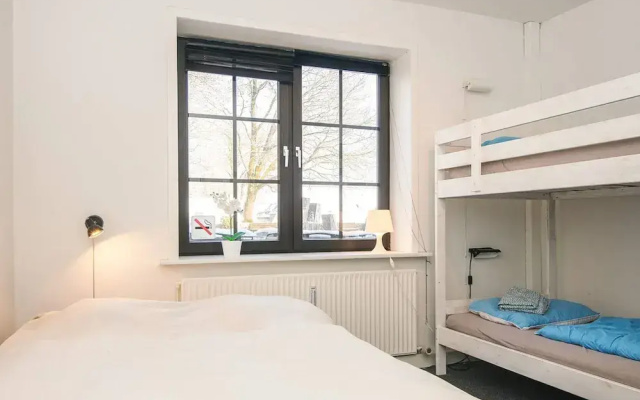 6 Person Holiday Home in Give