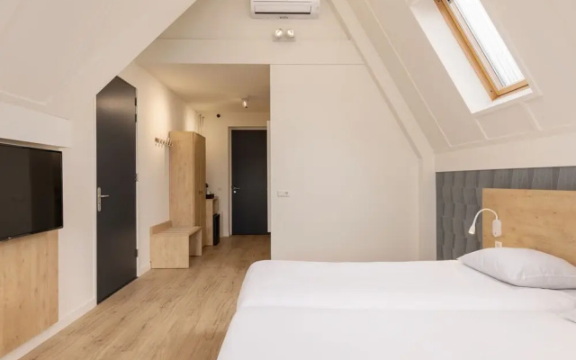 Comfortable Hotel Room in Center of Volendam