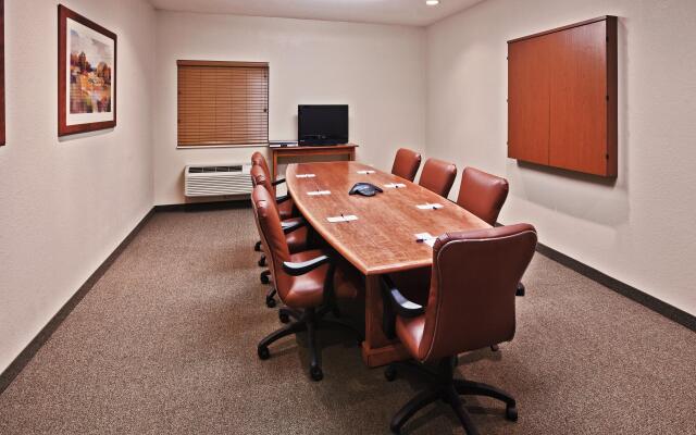 Candlewood Suites Owasso by IHG
