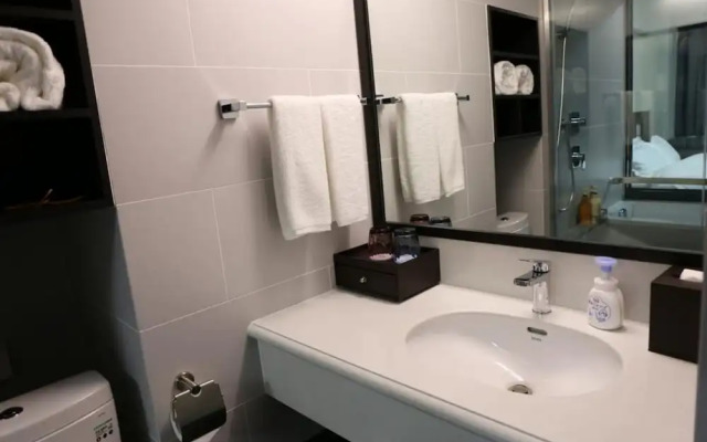 Dalian Royal Hotel