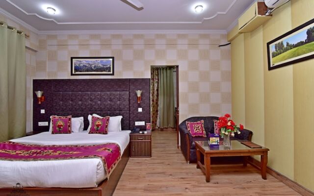 Hotel The Grand Mamta