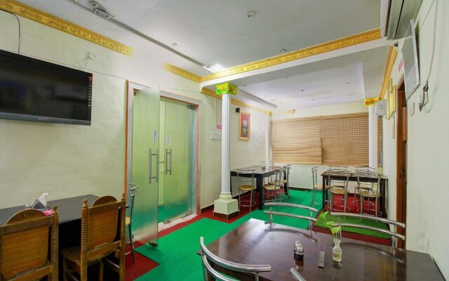 OYO 5672 Vaani Villa