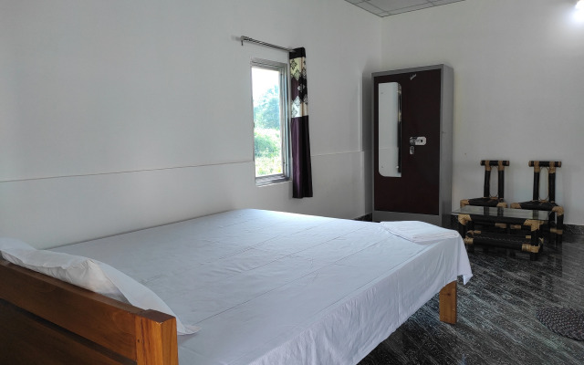 Homocation Falcon Jungle Resort