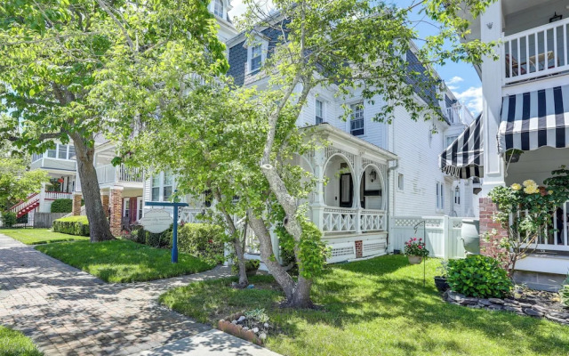 Half-mi to Boardwalk: Ocean City Beach Getaway