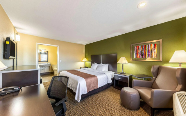 Quality Inn Glenpool - Tulsa