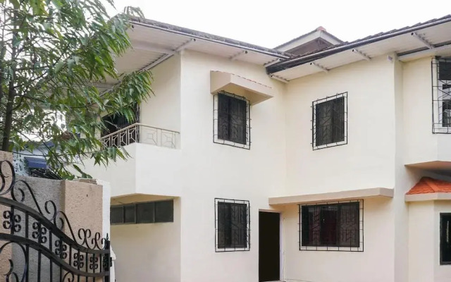 "Oyo Home 19648 Spacious Stay Near Wax Musuem"