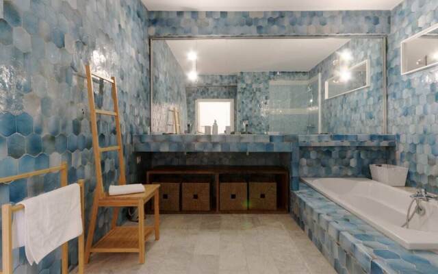 Mas du Moulin de Roquefavour