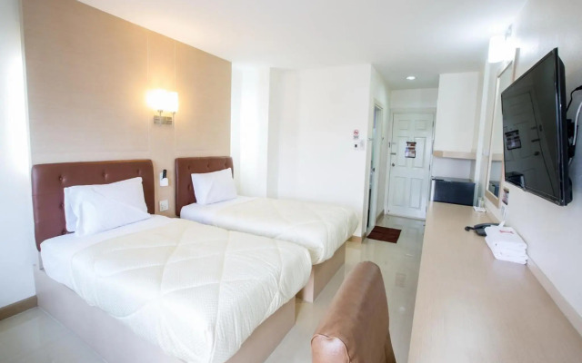 P.A. Thani Hotel