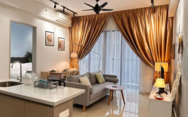 Trion Residence by Emily in Town