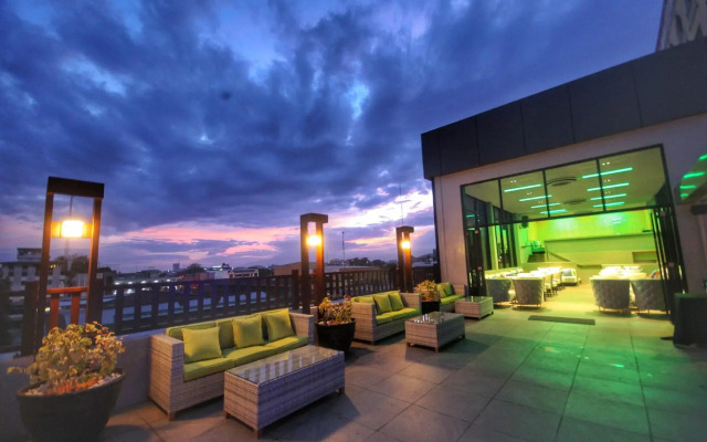 The Royal Mandaya Hotel