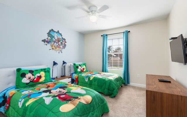 Empire of Champions by VillaDirect