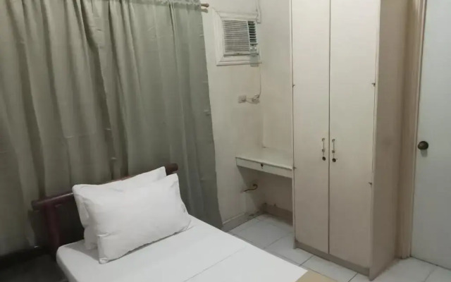 RedDoorz at Casa Marabella Villamonte Bacolod City